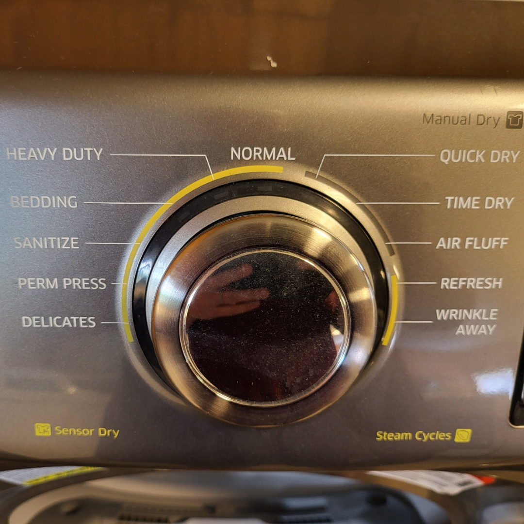 SET: Samsung WF42H5200AP 27 Inch 4.2 cu. ft. Front Load Washer & DV42H5200EP 27 Inch Electric Dryer 7.5 cu. ft. Platinum Refubished