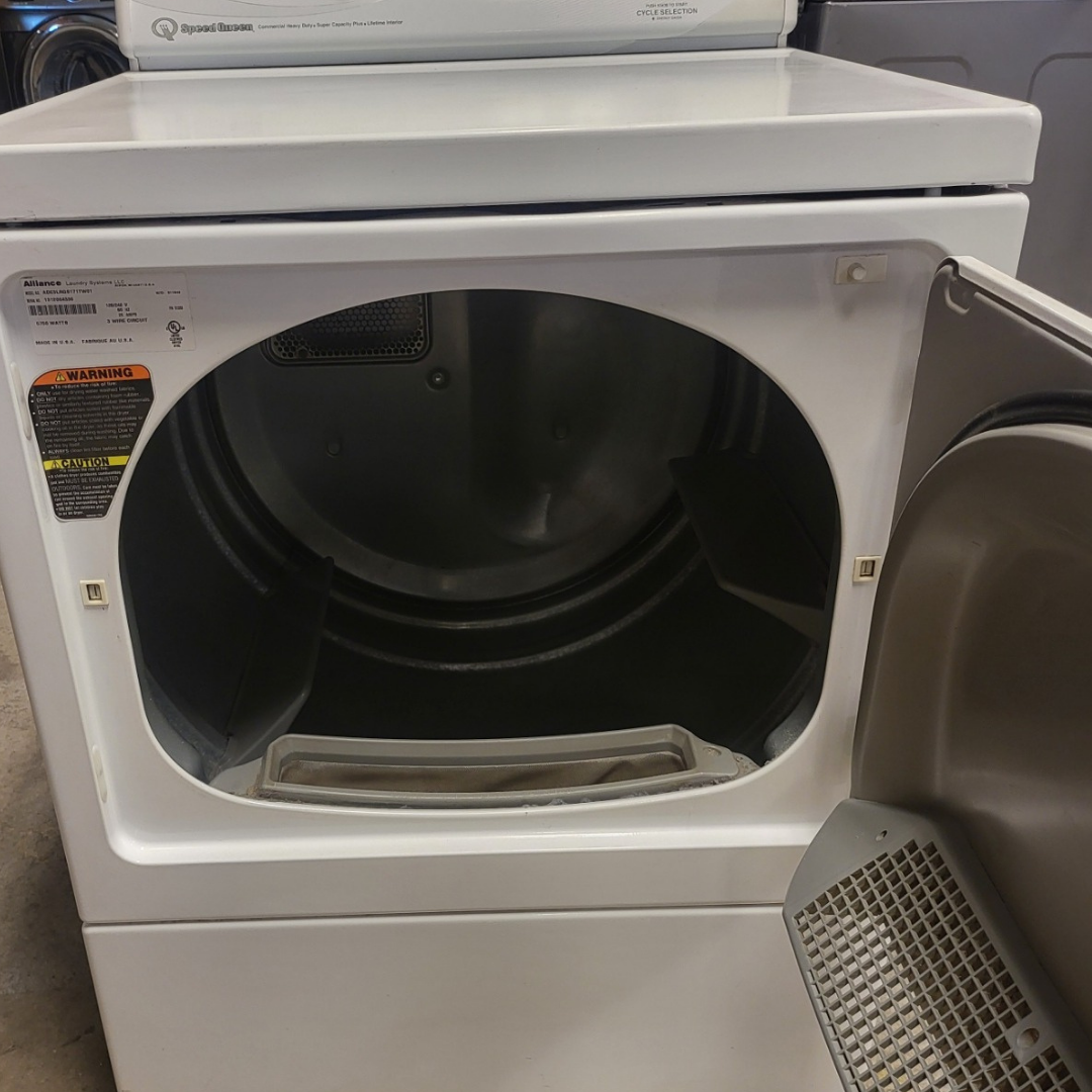 Speed Queen ADE3LRG 27 Inch Electric Dryer with 7.0 cu. ft. Capacity, 3 Drying Cycles, 1/3 HP Motor, Secured Lint Filter and 220 CFM Exhaust Fan