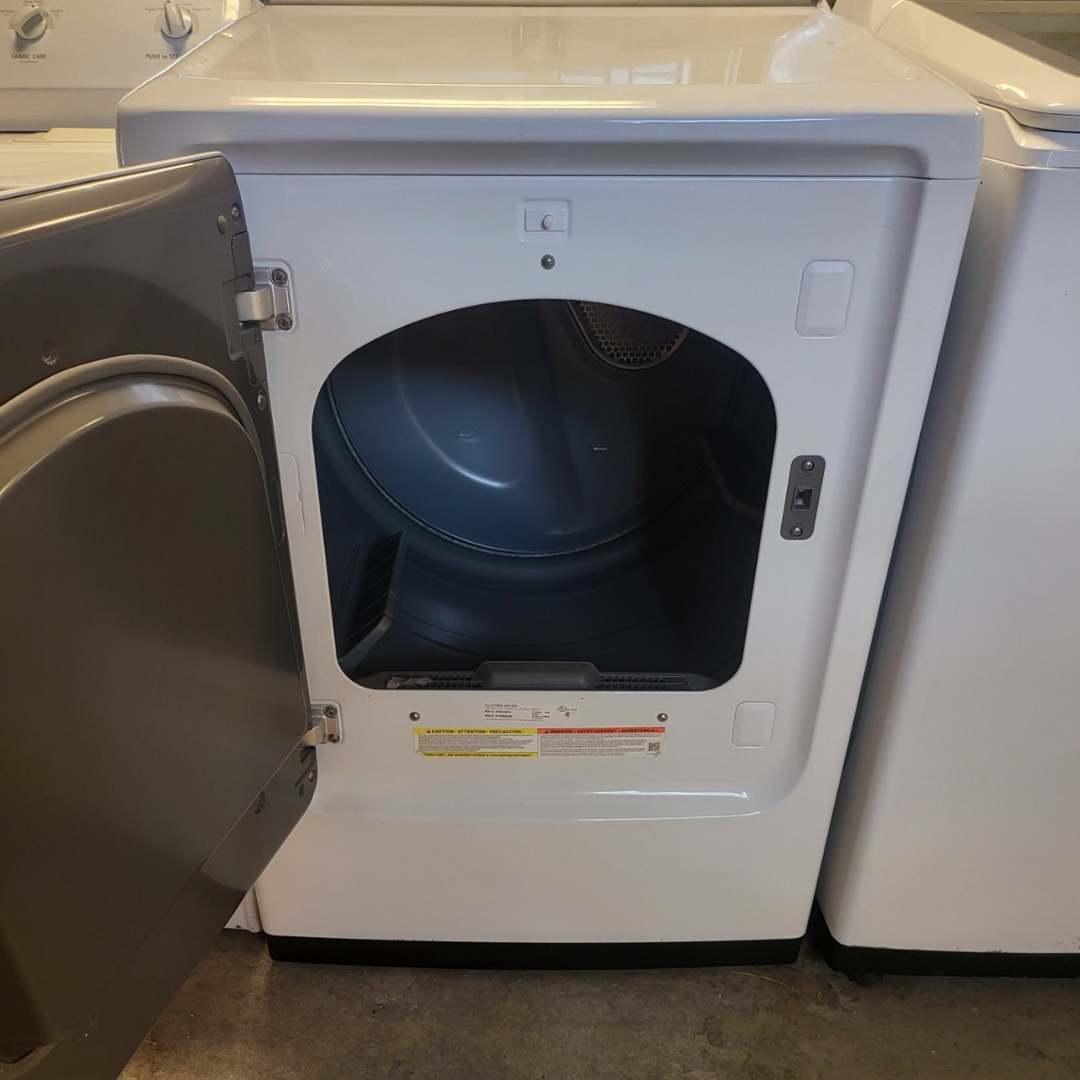 SET: Samsung WA50R5200AW 27 Inch Top Load Washer 5.0 Cu. Ft. & Samsung DVE50R5200W 27 Inch Electric Dryer with 7.4 Cu. Ft. - REFURBISHED
