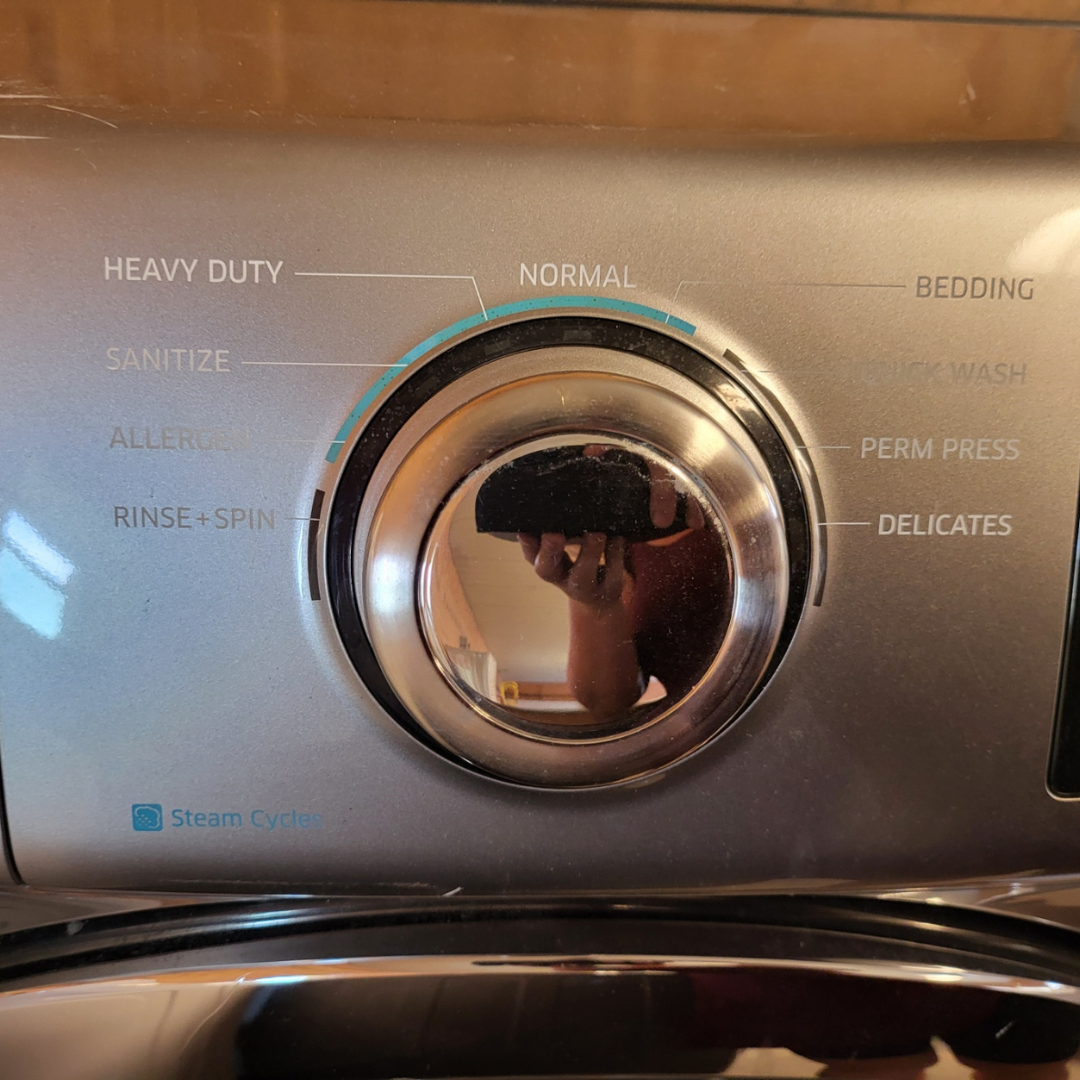 SET: Samsung WF42H5200AP 27 Inch 4.2 cu. ft. Front Load Washer & DV42H5200EP 27 Inch Electric Dryer 7.5 cu. ft. Platinum Refubished