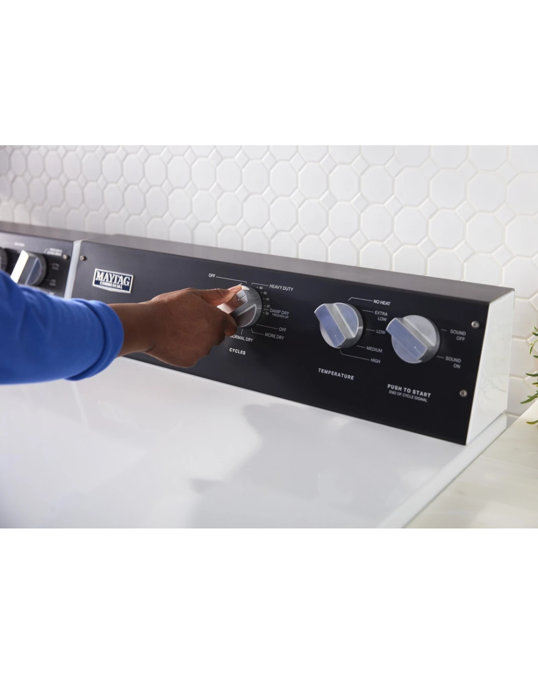 Maytag Commercial Laundry MVWP586GW