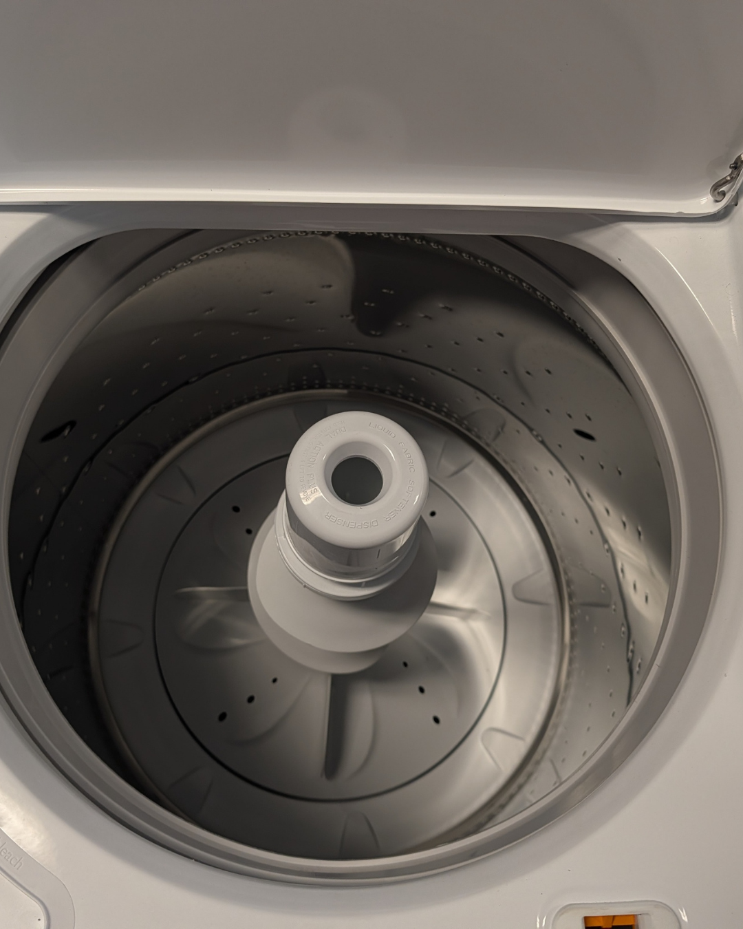 Maytag Commercial Laundry MVWP586GW